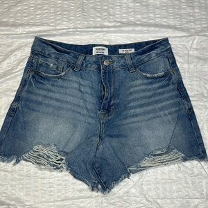 KENSIE JEANS SHORT SIZE 6/28